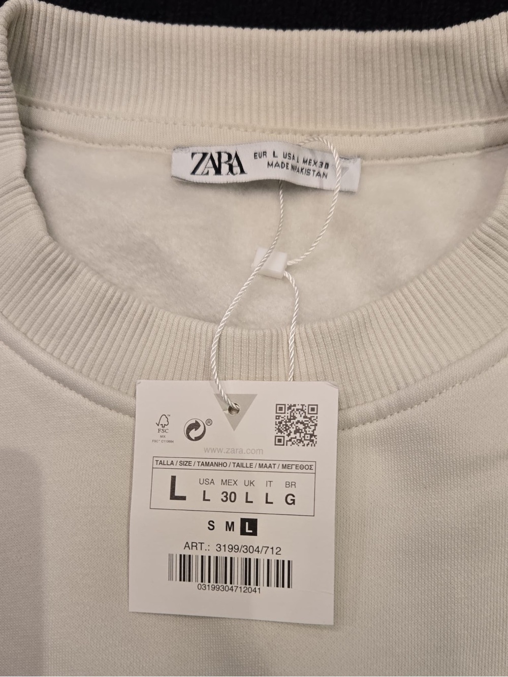 Zara women’s Off-White Crewneck Sweatshirt and matching Pants